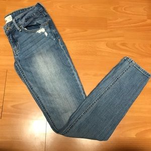 Hollister Super Skinny Jeans